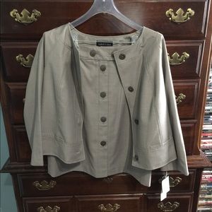 Suit. Taupe. Cute🌸